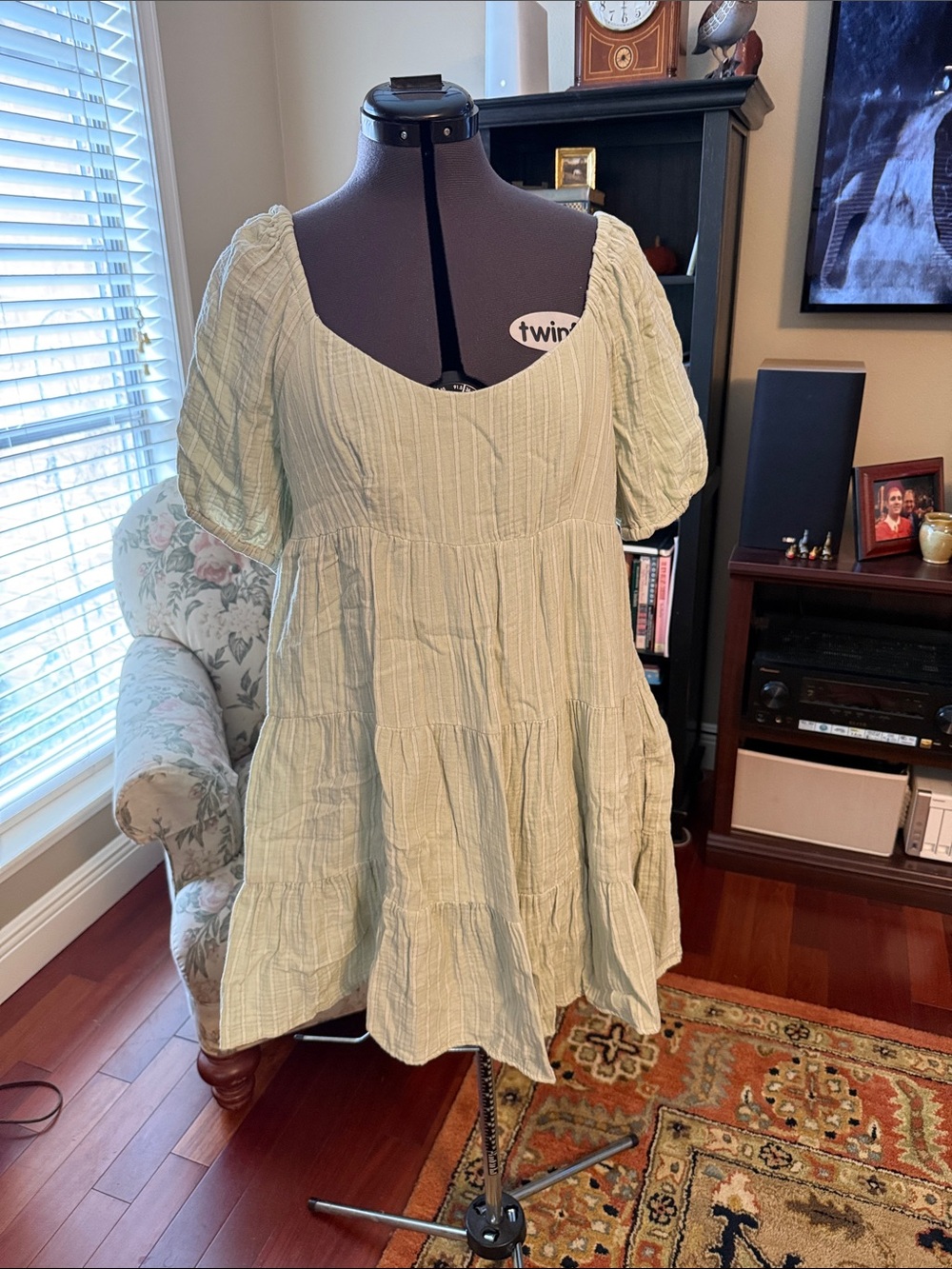 Every Light Green and White Textured Mini Dress Size M
